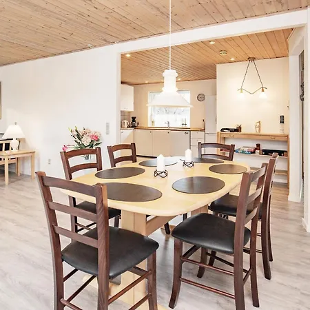 Nyaraló 6 Person In Gedser-by Traum