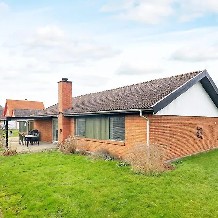 6 Person In Gedser-by Traum * Gedser